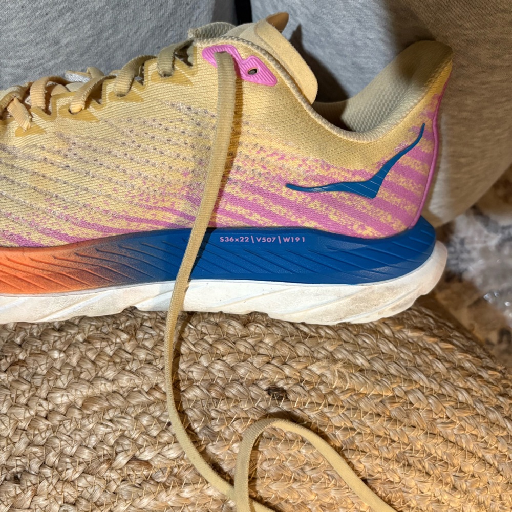 Hoka Women's Mach 5 Running Shoes - Impala/Cyclamen size 9 - Picture 3 of 13